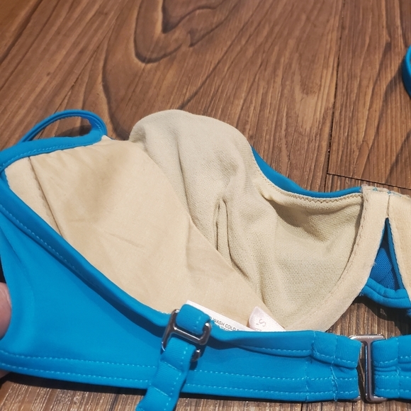 Victorias Secret Blue Teal Bikini Top Wired Mesh Twist Front Swim Beach Pool 34D - Picture 4 of 8